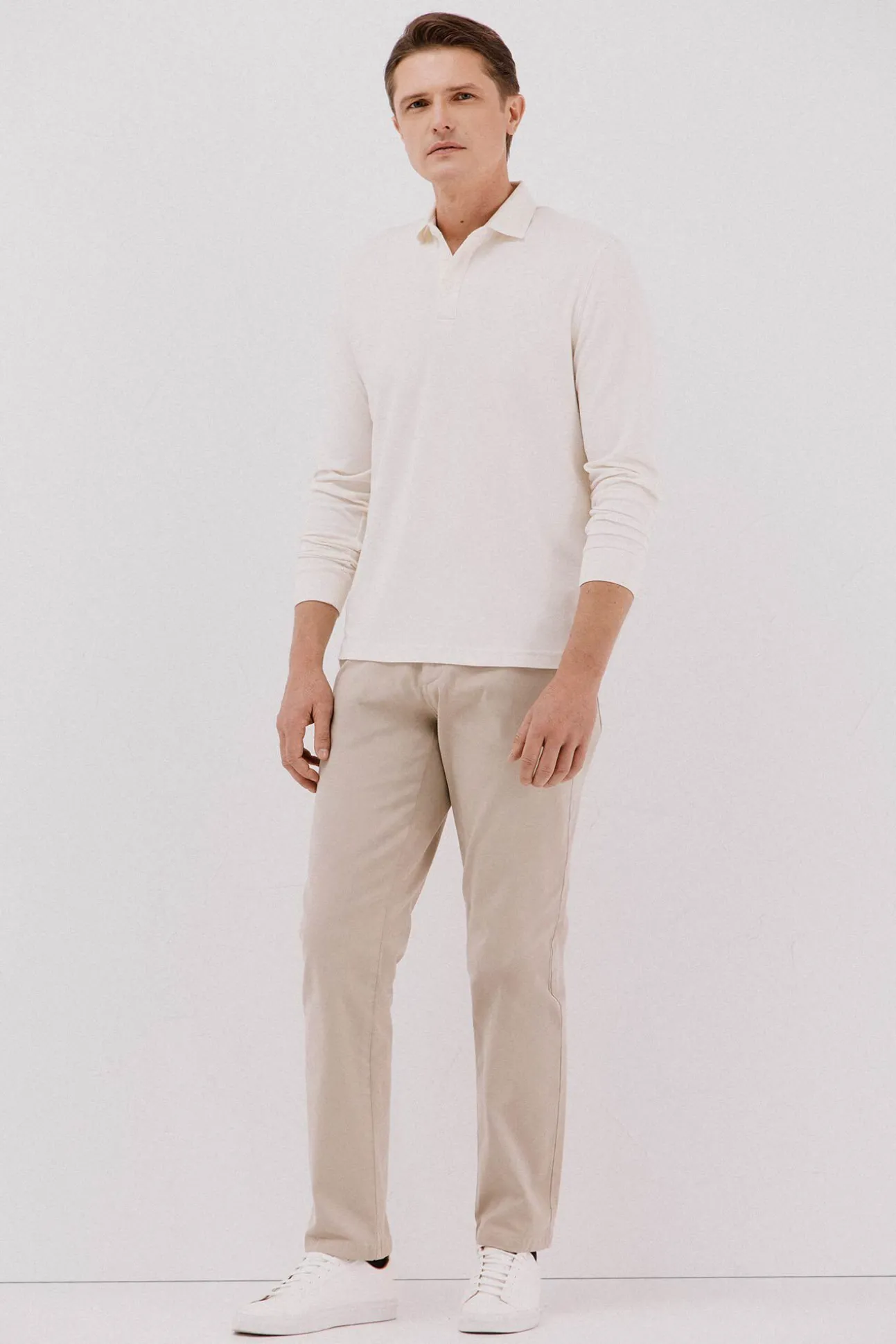 -Regular fit-Piqué fabric-Long sleeve, placket with buttons and embroidered logo on the chest-Shirt cuffs with button-By buying our cotton products, you're supporting our investment in the Better Cotton initiative. This product has bee