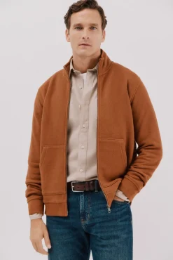 -Regular fit-Structured fleece fabric-Front zip fastening and kangaroo pockets-By buying our cotton products, you're supporting our investment in the Better Cotton Initiative. This product is sourced via a system of mass balance and therefo
