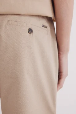 Calça calças chino slim fit confortável