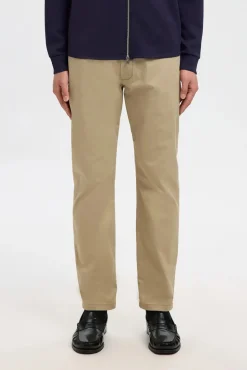 Calça calças chino slim fit feita de algodão orgânico