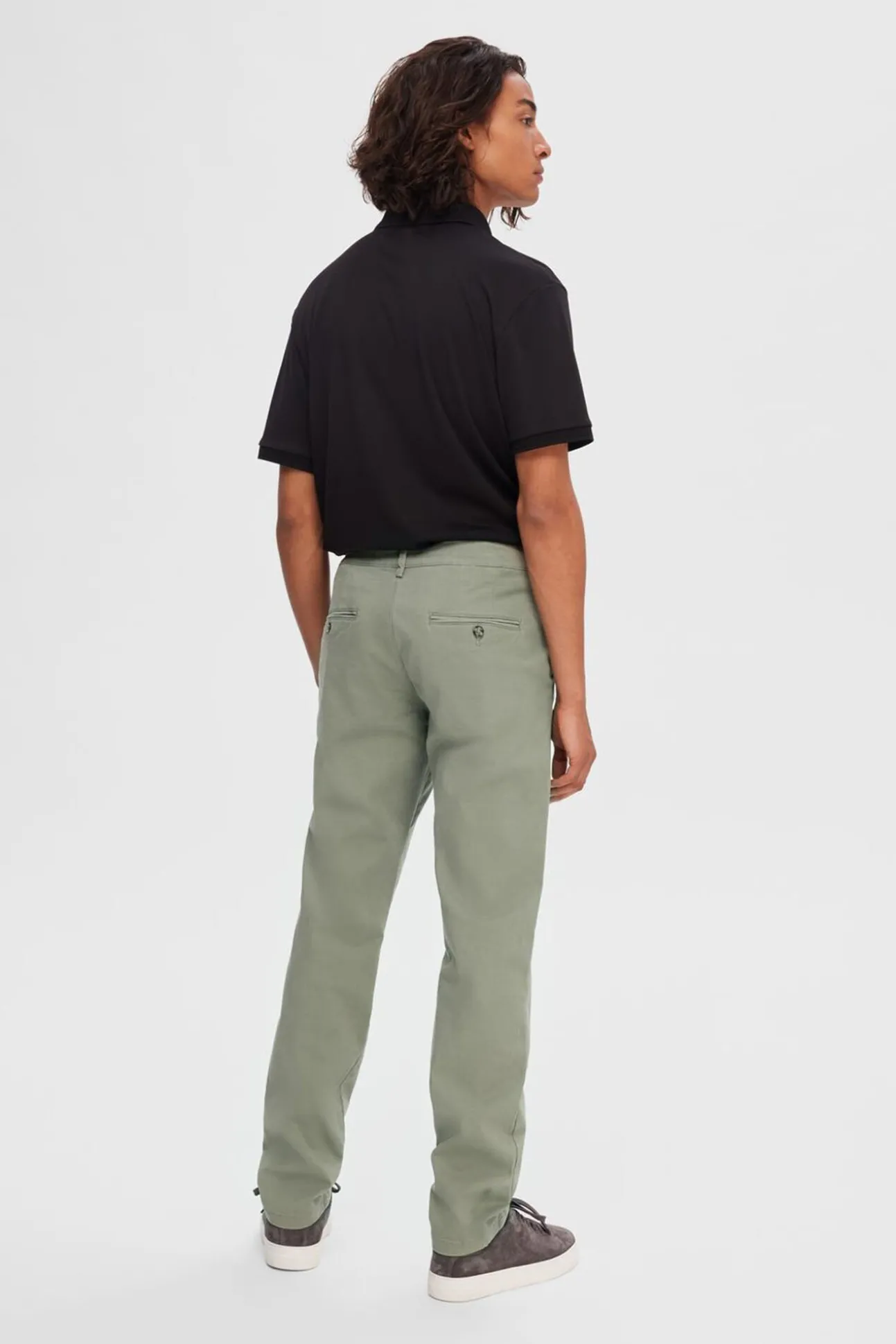Calça calças chino slim fit feita de algodão orgânico