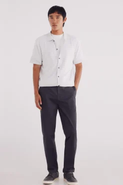 Calça calças chino slim fit com micro estampa