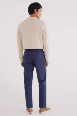 Calça calças chino slim fit com micro estampa