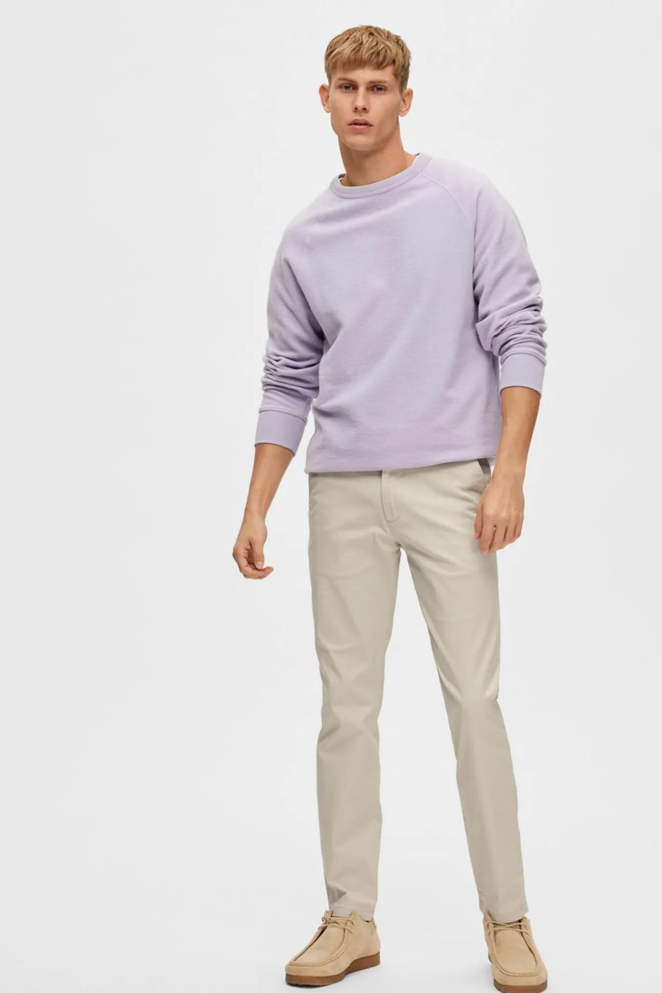 Calça calças chino slim fit feita de algodão orgânico