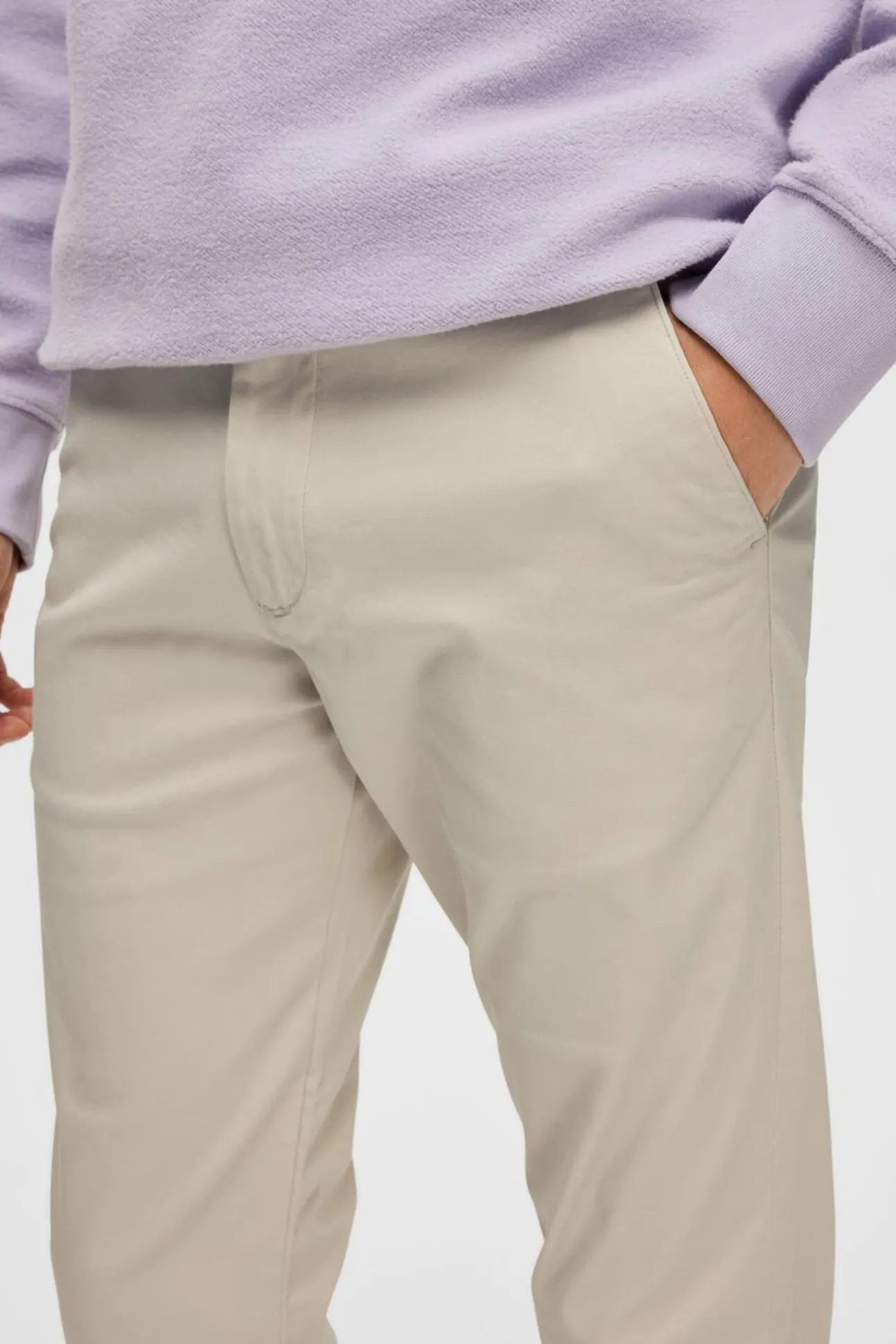 Calça calças chino slim fit feita de algodão orgânico