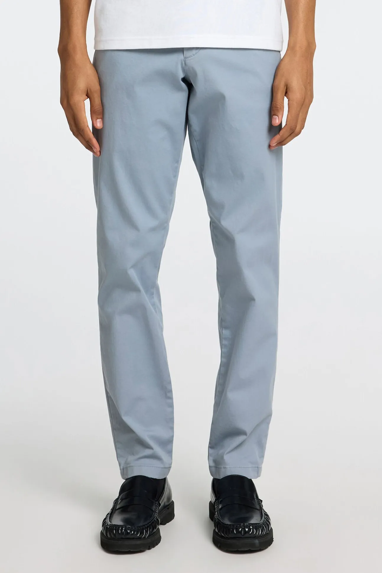 Calça calças chino slim fit feita de algodão orgânico