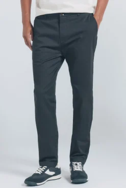 Calça calças chino slim fit com micro estampa