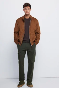 Calça cargo com ajuste confortável