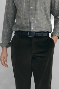 Calça Chino de veludo grossa de regular fit