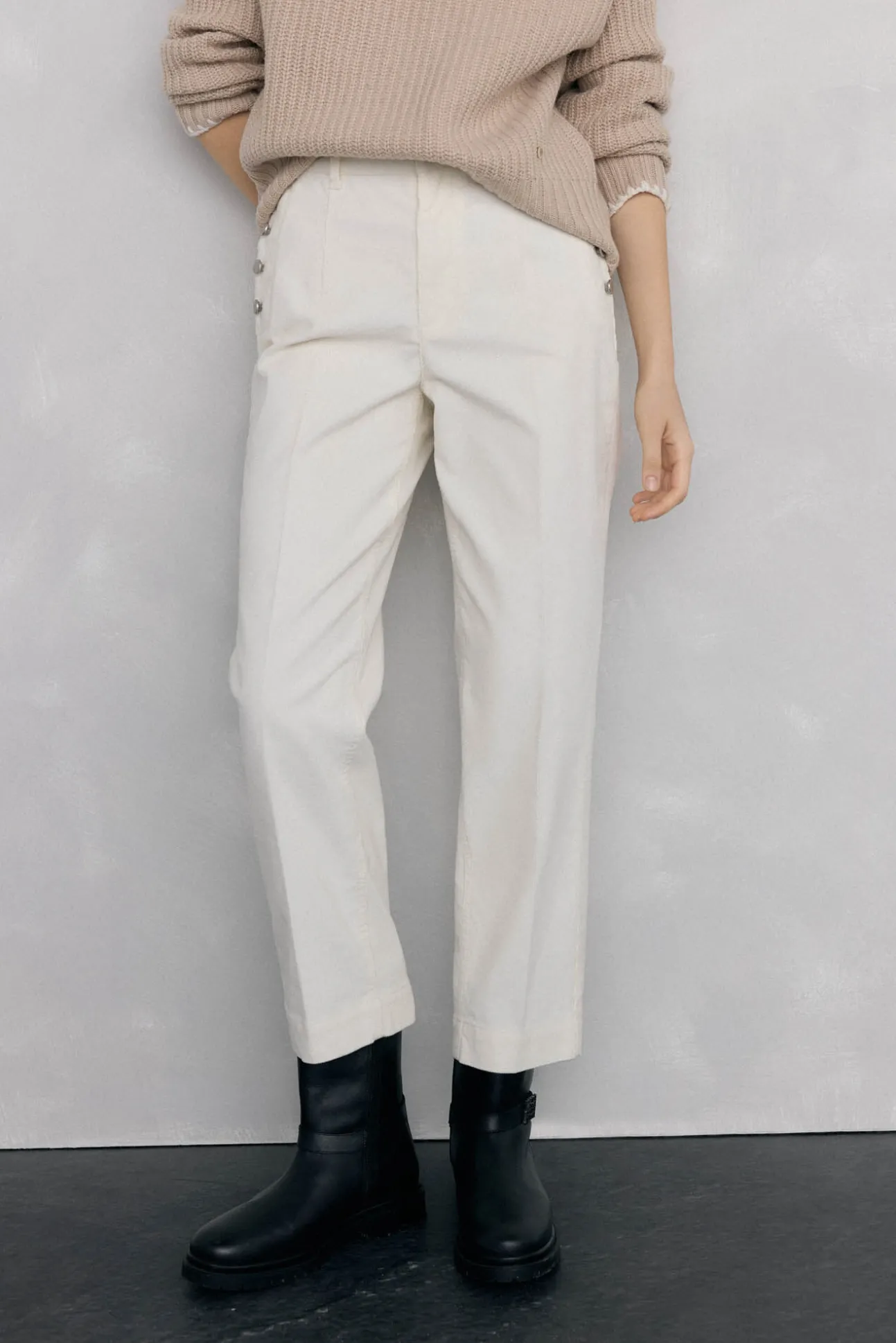 Calça clássica de veludo veludo slim