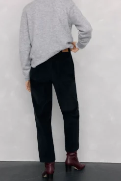 Calça clássica de veludo veludo slim