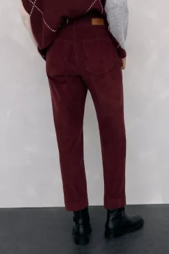 Calça clássica de veludo veludo slim