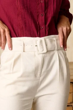 Calça com cinto Bianca