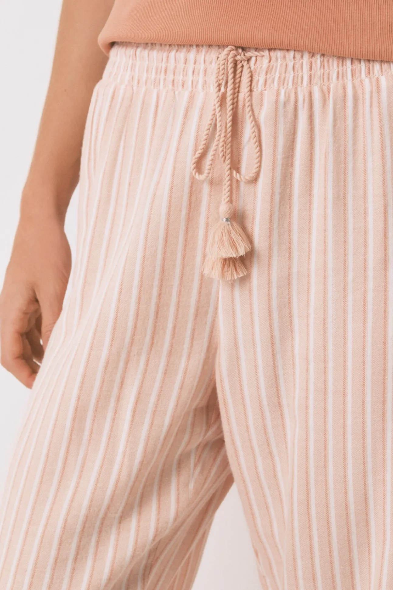 Calça comprida de calça riscas laranja
