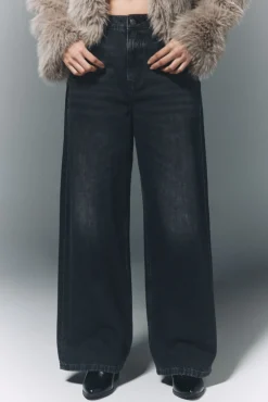 Calça de ébano