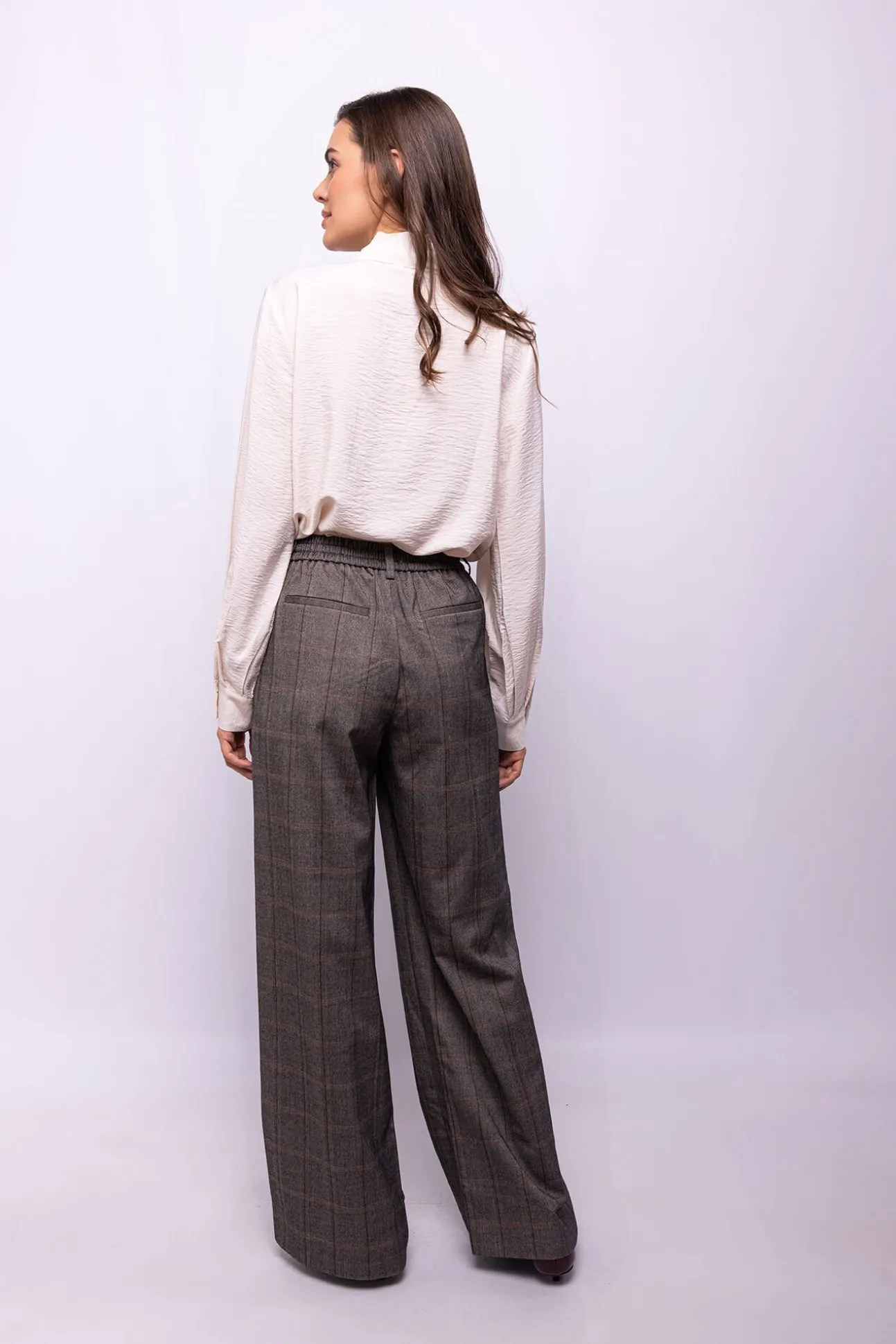Calça de perna larga
