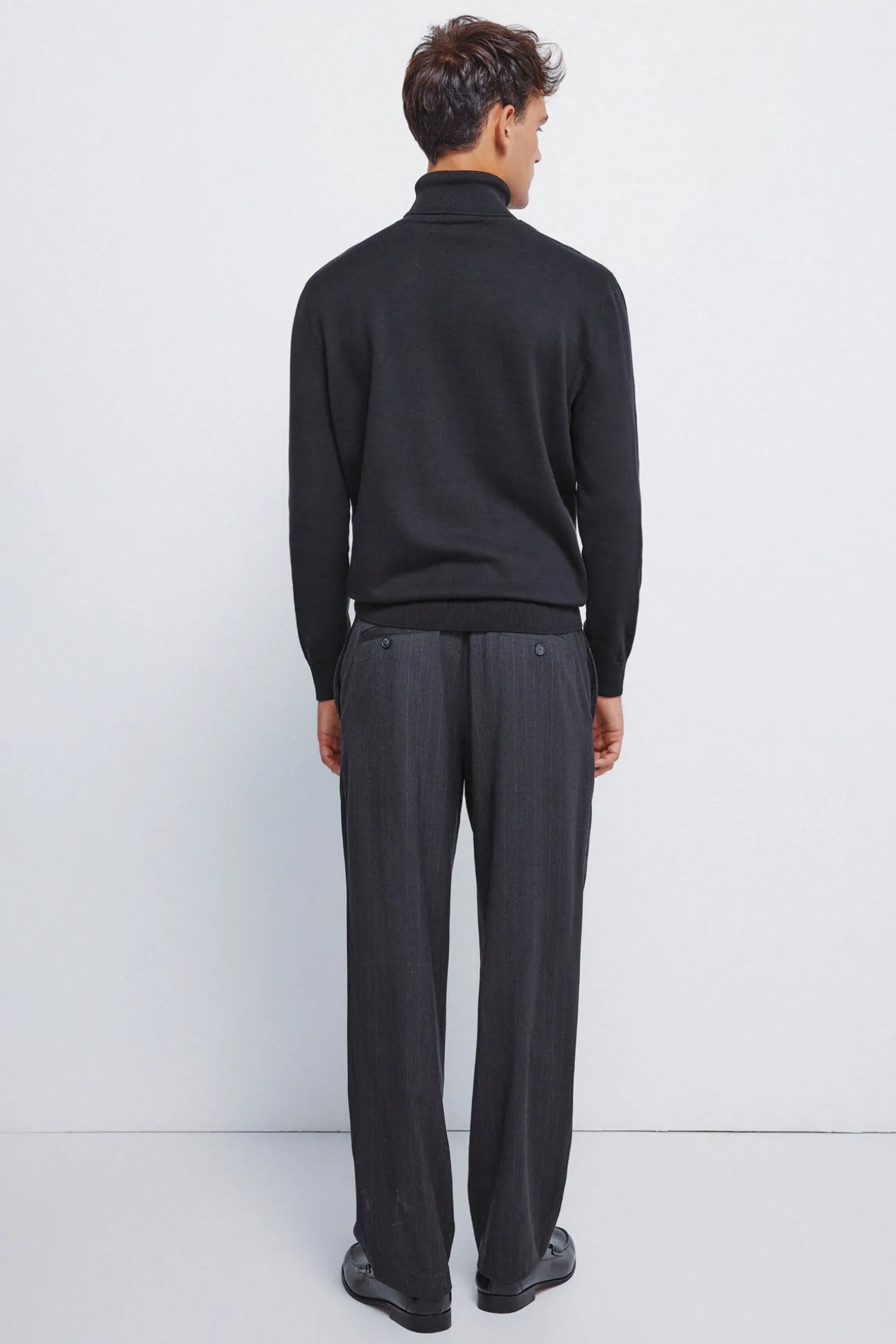 Calça de riscas reto