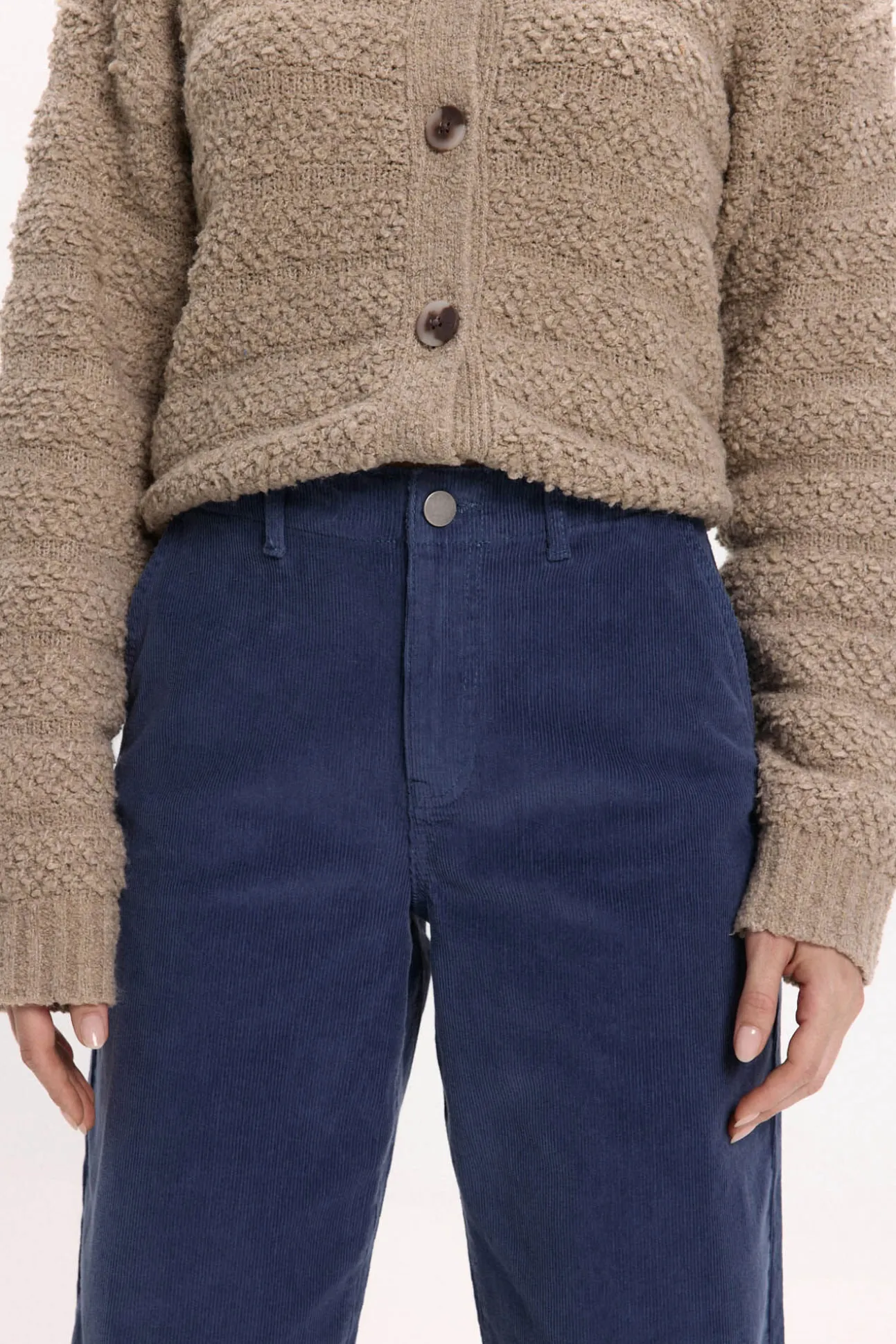 Calça de veludo cotelê de perna larga
