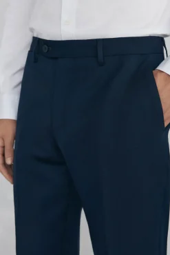 Calça estruturada azul slim fit bi-elástica