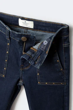 Calça flare com tachas para meninas