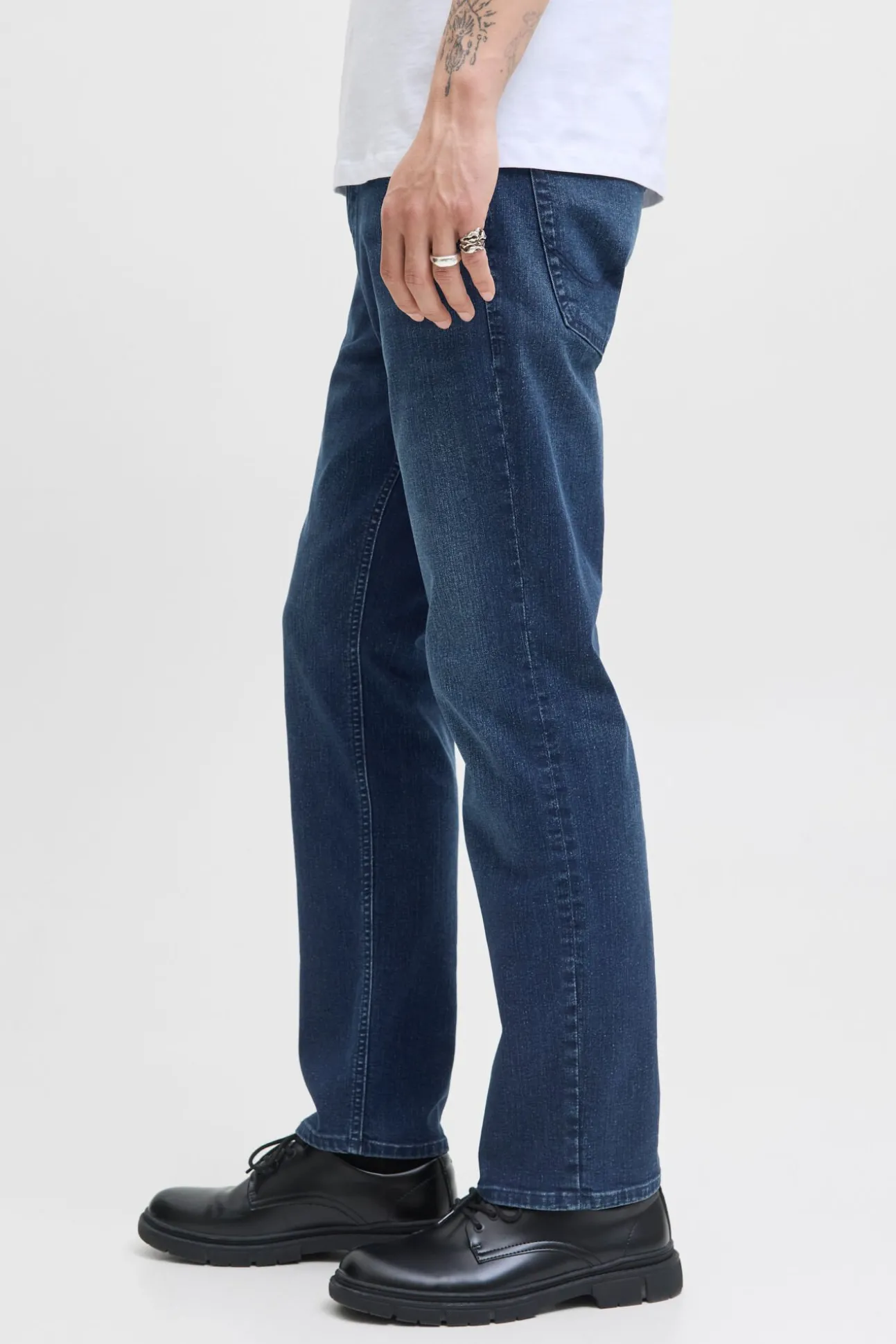 Calça jeans de corte regular
