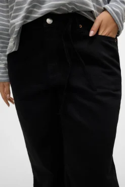 Calça jeans larga tamanho grande