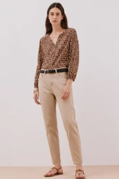 calça jeans mamãe