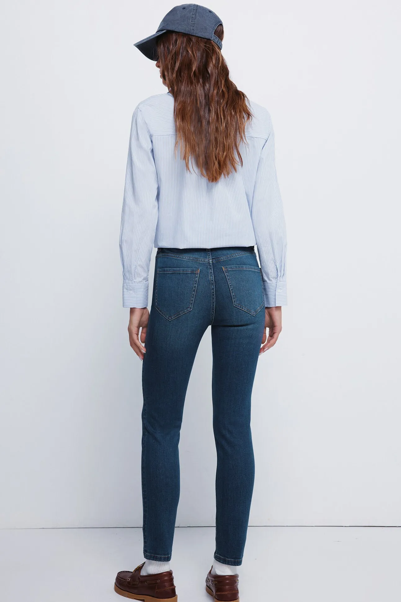 Calça jeans slim cropped