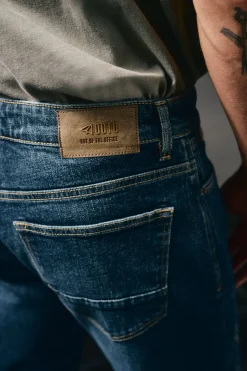 Calça jeans slim fit