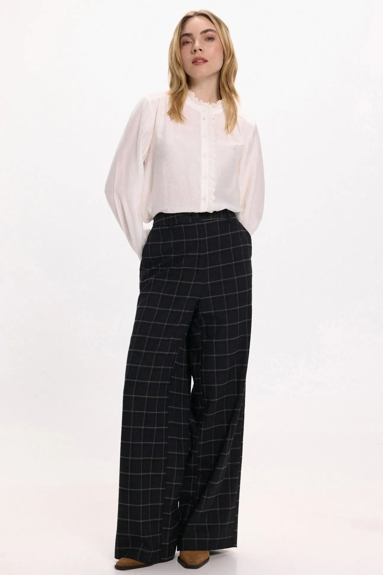 Calça social xadrez com viscose