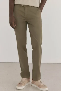 Calças calças chino leves e slim fit premium