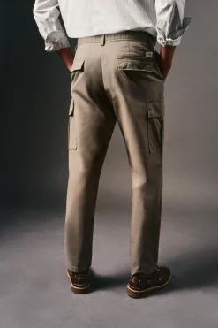 Calças cargo slim fit