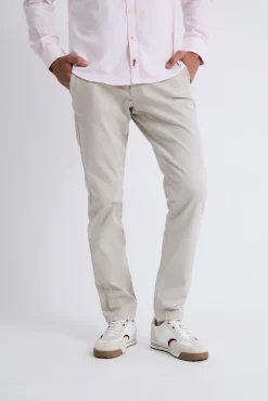 Calças chino justas