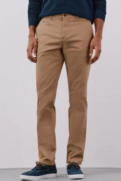 Calças chino leves corte slim