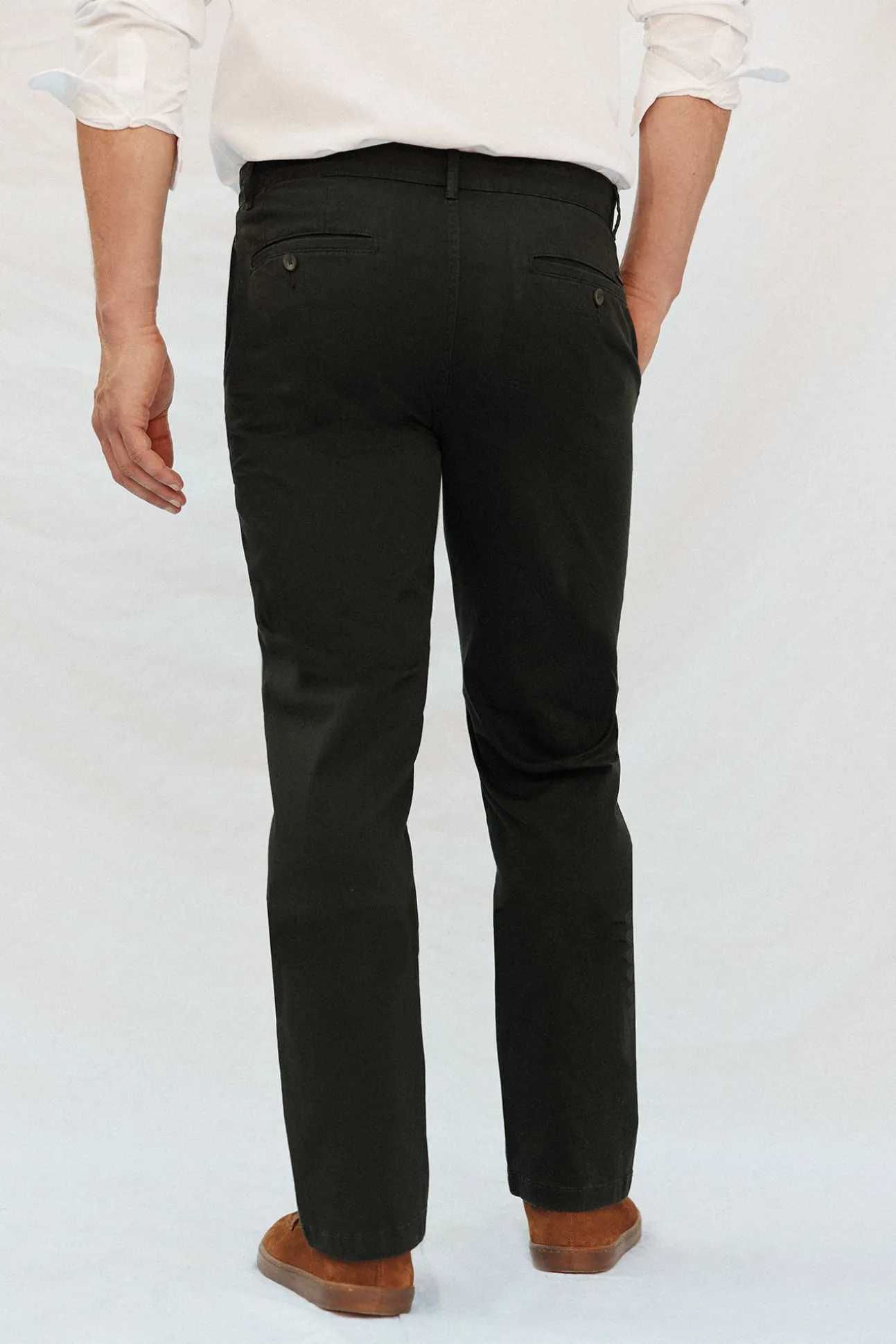 Calças chino leves regular fit