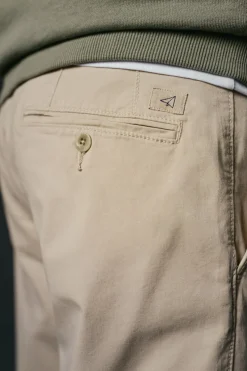 Calças chino slim