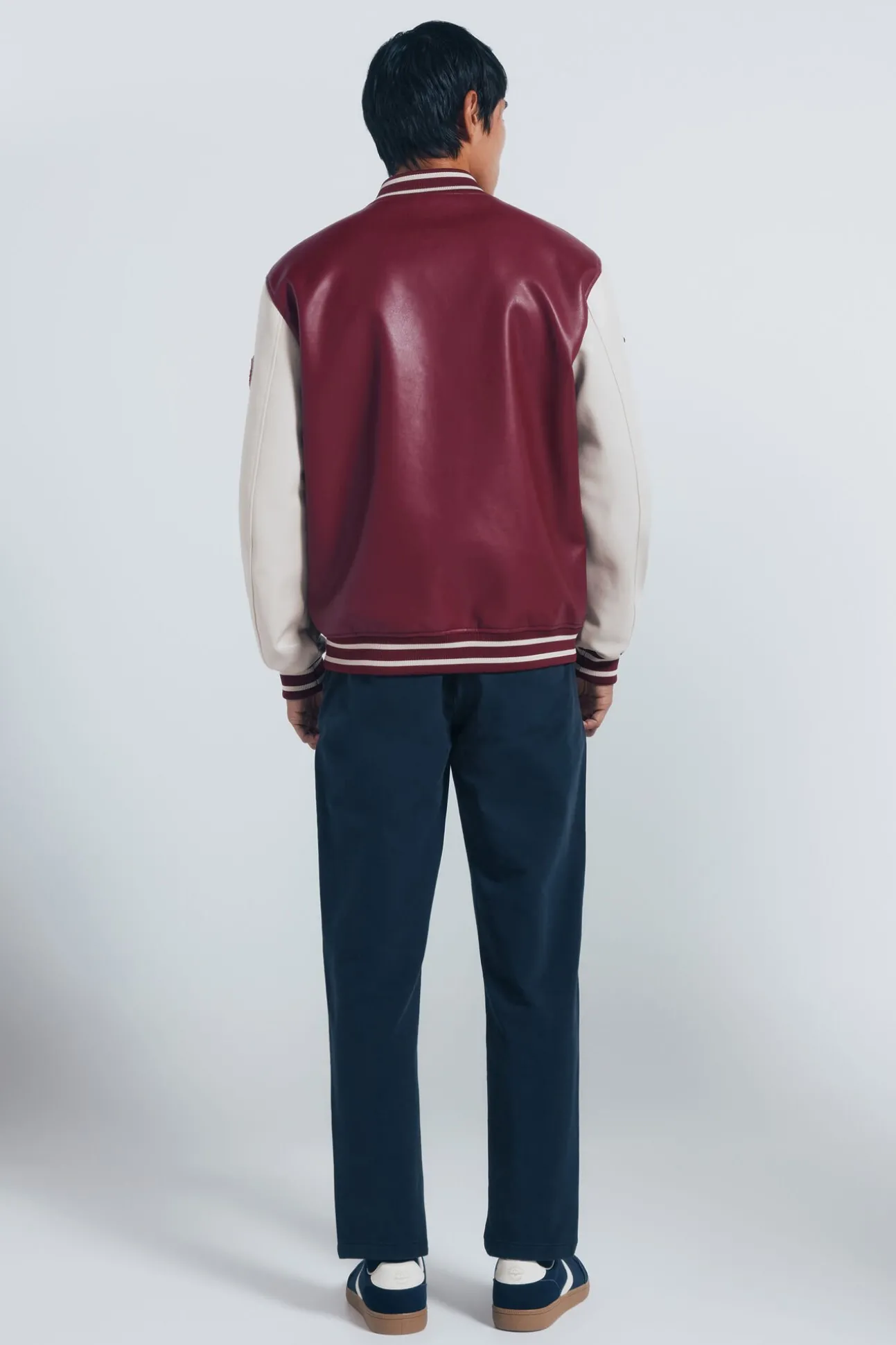calças chino slim fit confortáveis