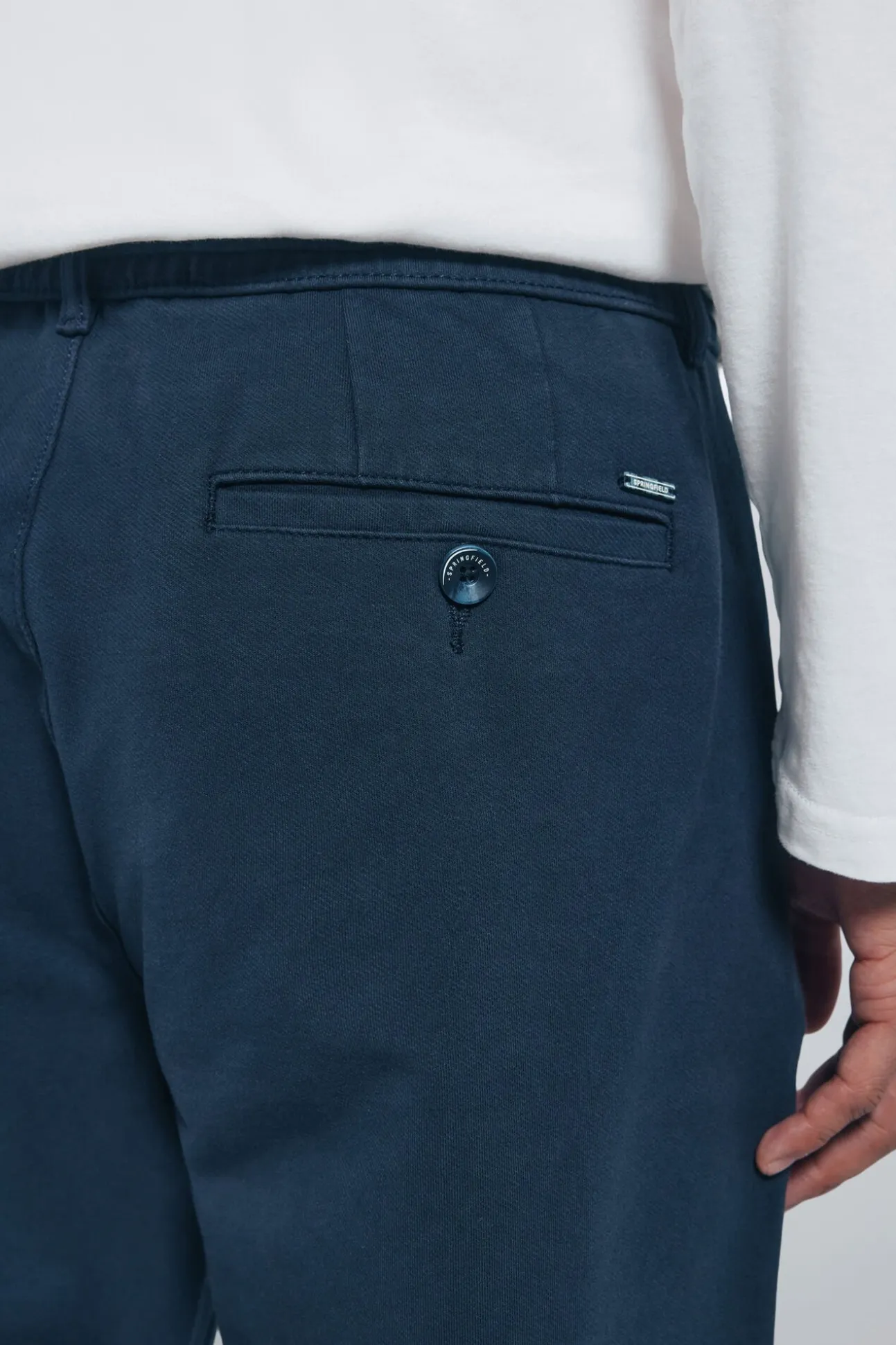 calças chino slim fit confortáveis