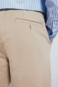 calças chino slim fit confortáveis