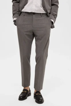 Calças de fato slim fit.
