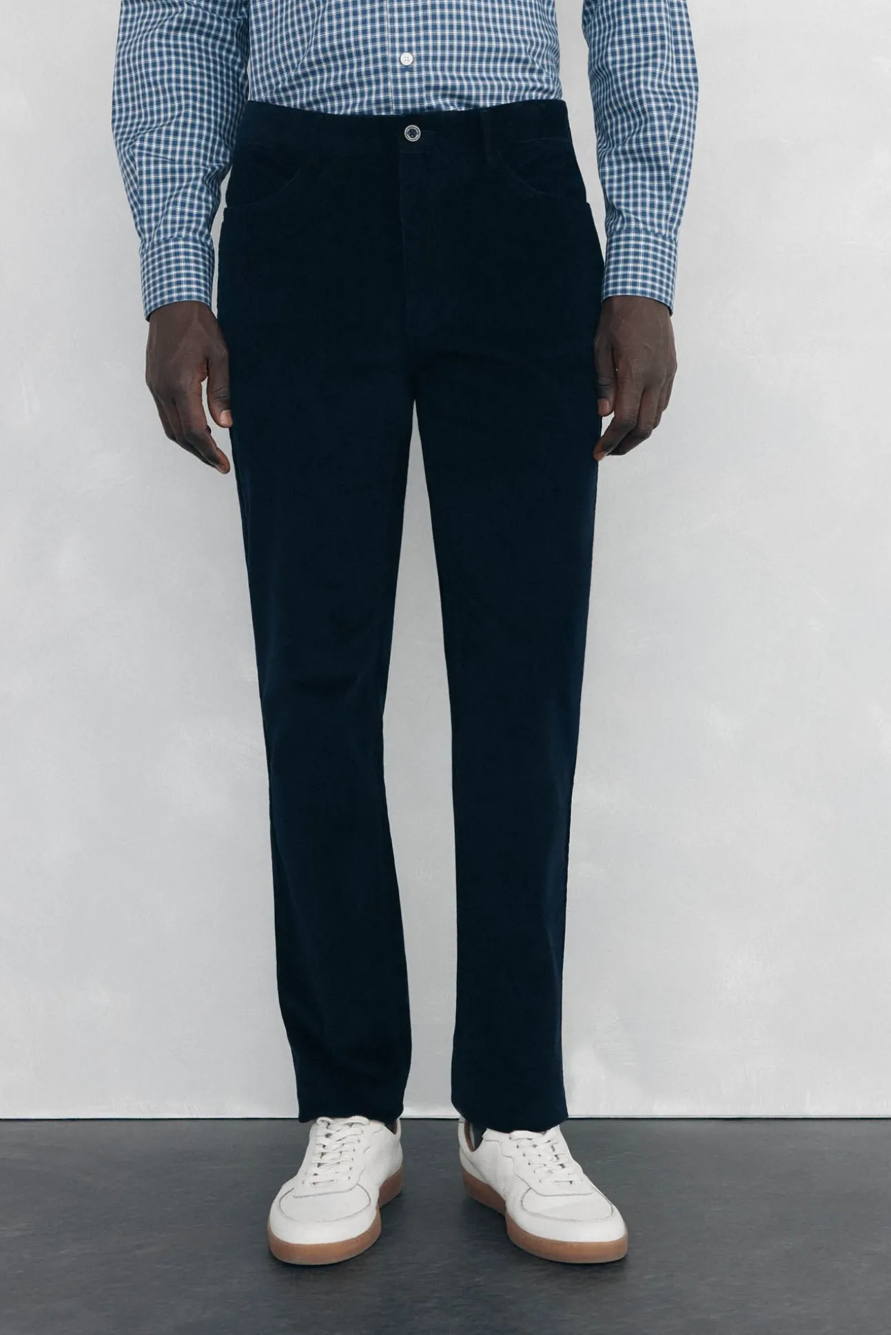 Calças de veludo slim fit com 5 bolsos