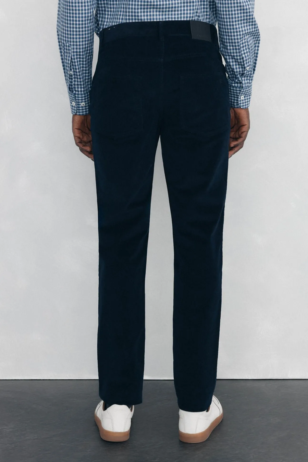 Calças de veludo slim fit com 5 bolsos