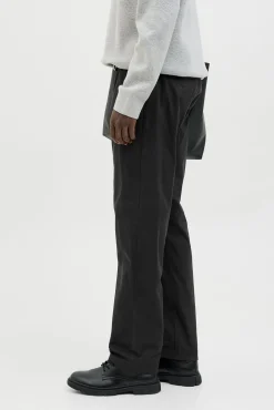 Calças estilo chino