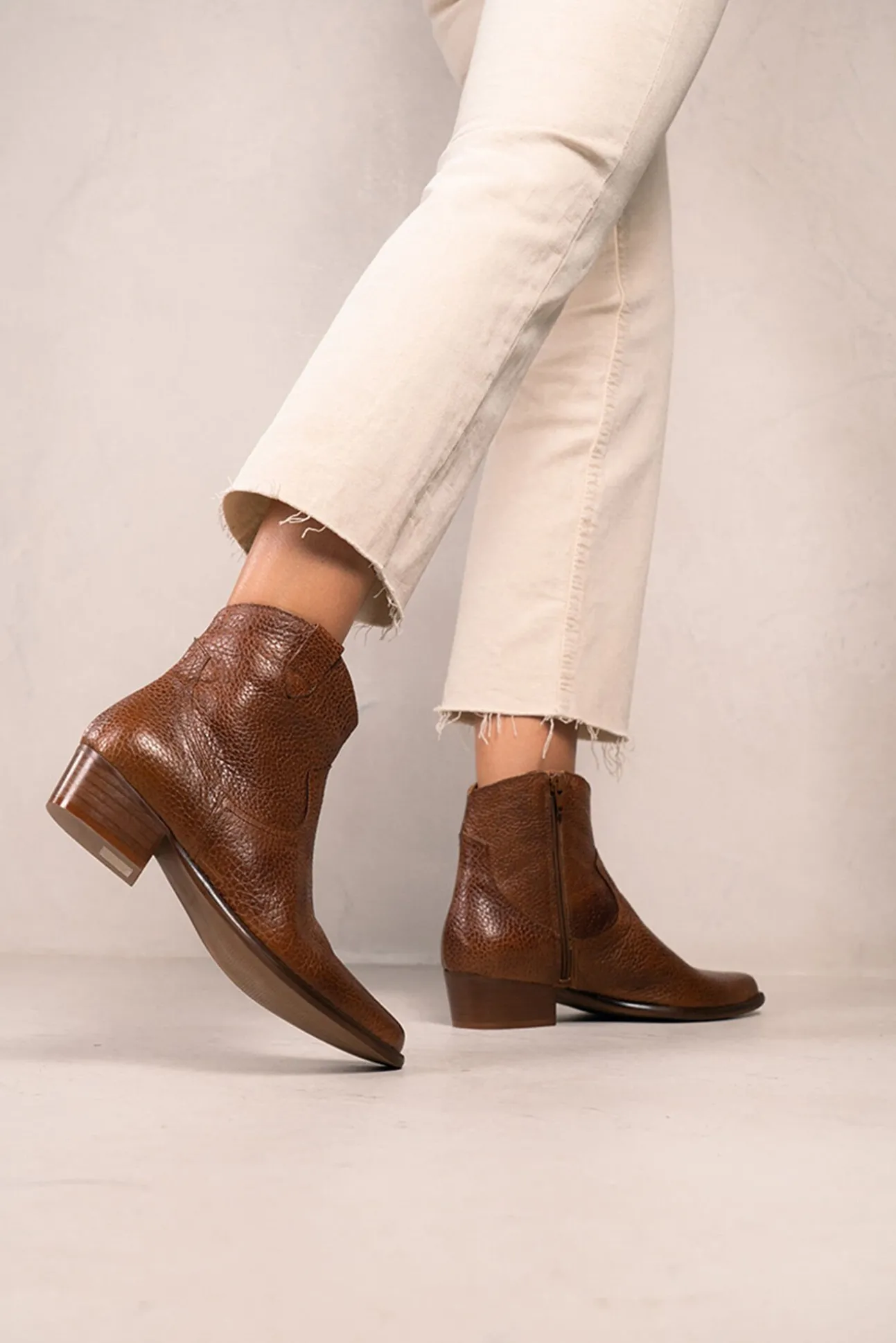 Calíope Botins cowboy vintage de pele