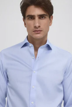 Camisa à medida sem ferro e resistente a nódoas