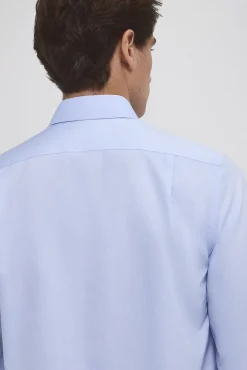 Camisa à medida sem ferro e resistente a nódoas