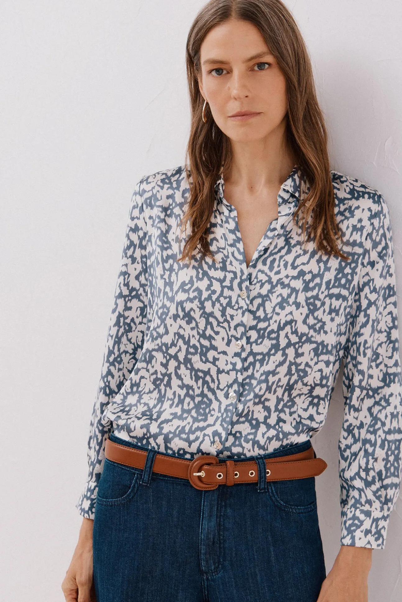 Camisa acetinada