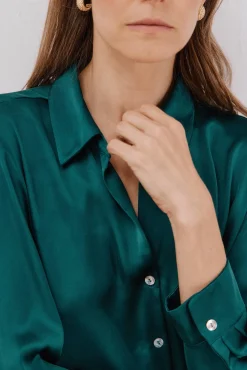 Camisa acetinada