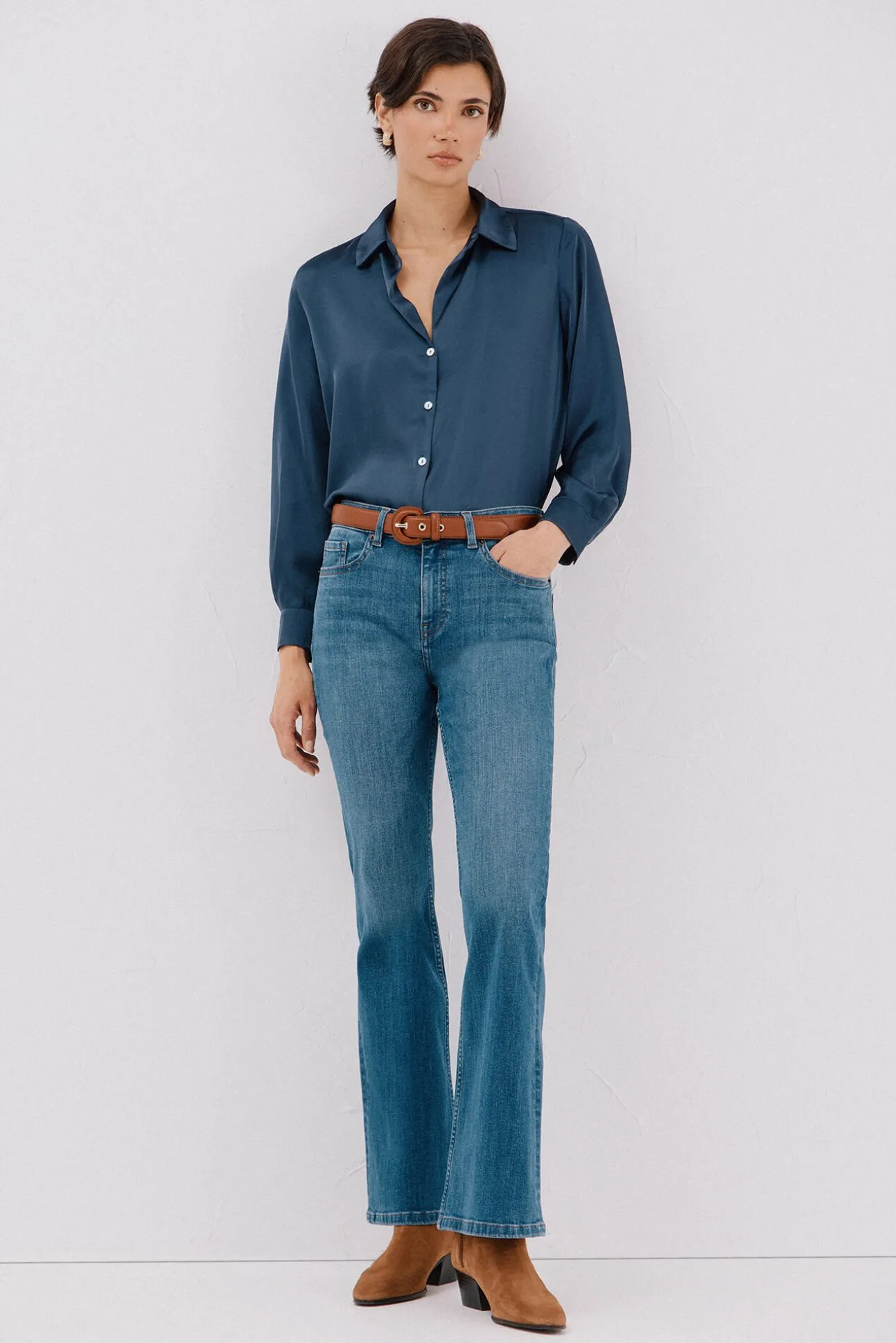 Camisa acetinada