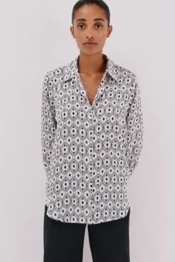 Camisa acetinada